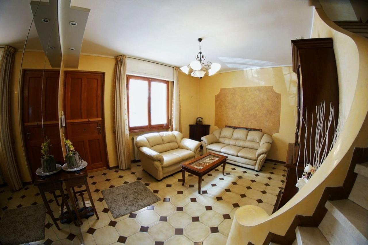Casa Ceragioli Ferienhaus *